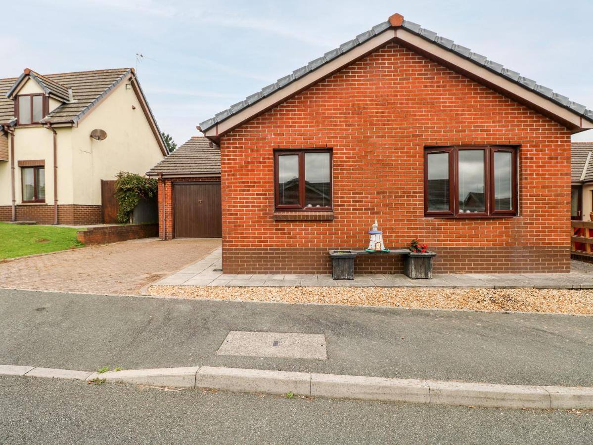 23 Charles Thomas Avenue Villa Pembroke Dock Exterior foto